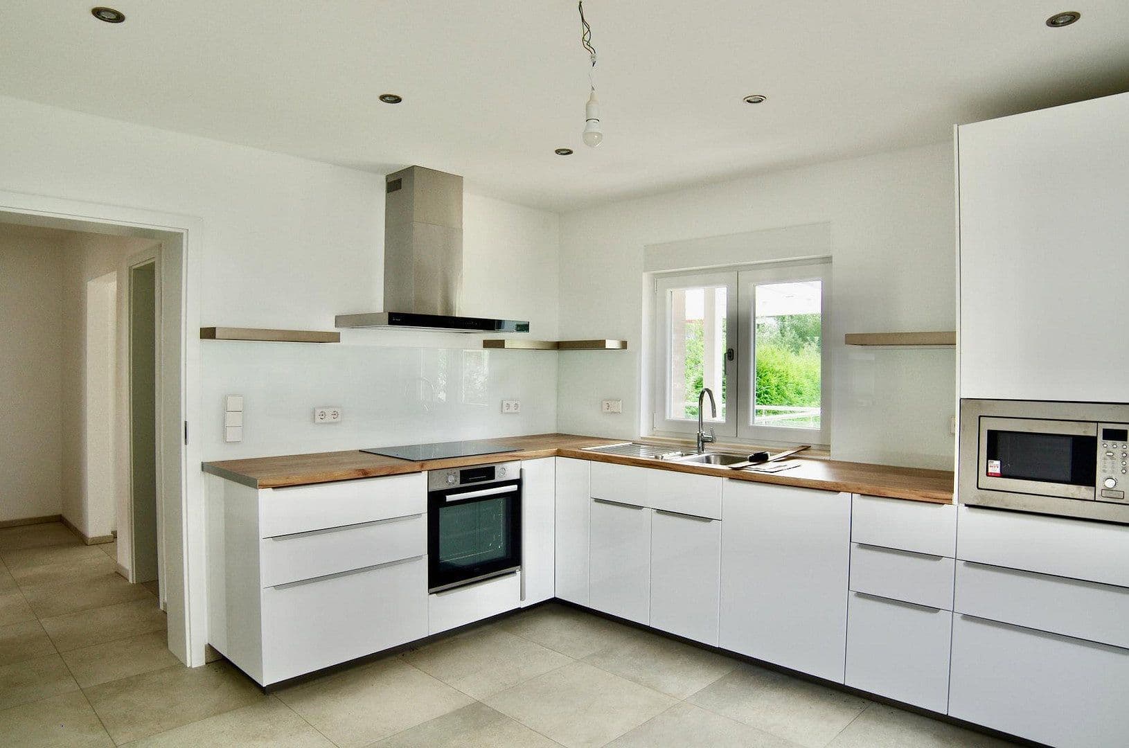 Prenájom domu 133 m², pozemok 591 m², Köhlerbergstraße 28, Wolfsburg, Dolné Sasko Prenájom domu 133 m², pozemok 591 m², Köhlerbergstraße 28, Wolfsburg, Dolné Sasko