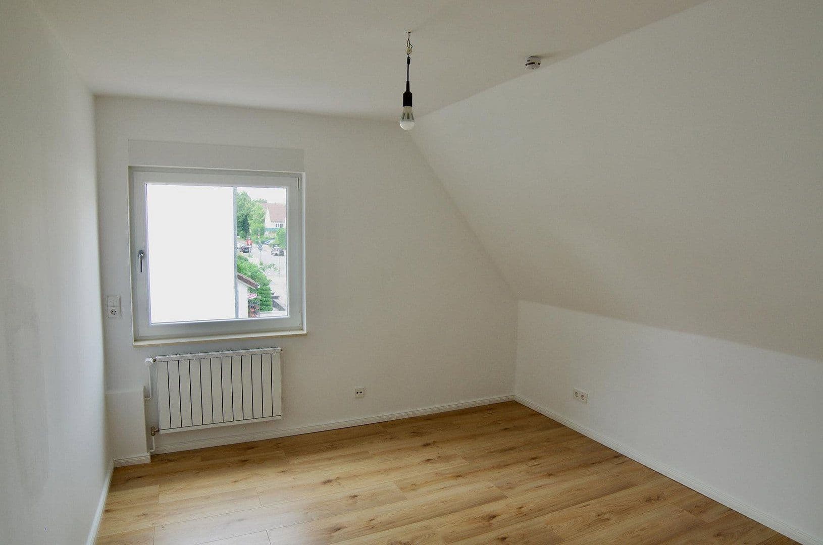 Prenájom domu 133 m², pozemok 591 m², Köhlerbergstraße 28, Wolfsburg, Dolné Sasko Prenájom domu 133 m², pozemok 591 m², Köhlerbergstraße 28, Wolfsburg, Dolné Sasko