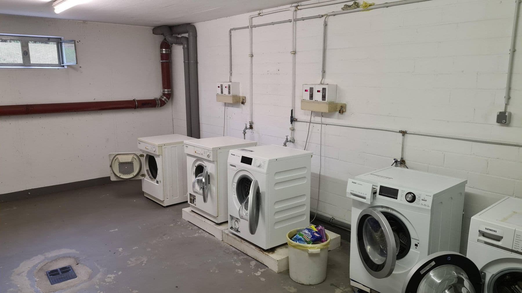 Predaj bytu 1-izbový 35 m², Troisdorf, Severné Porýnie - Westfálsko Predaj bytu 1-izbový 35 m², Troisdorf, Severné Porýnie - Westfálsko