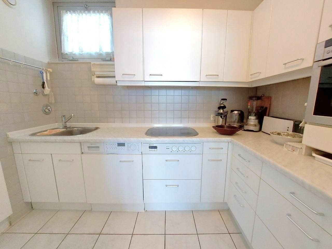 Predaj bytu 3-izbový 81 m², Elektrastr. 15, München, Bavorsko Predaj bytu 3-izbový 81 m², Elektrastr. 15, München, Bavorsko