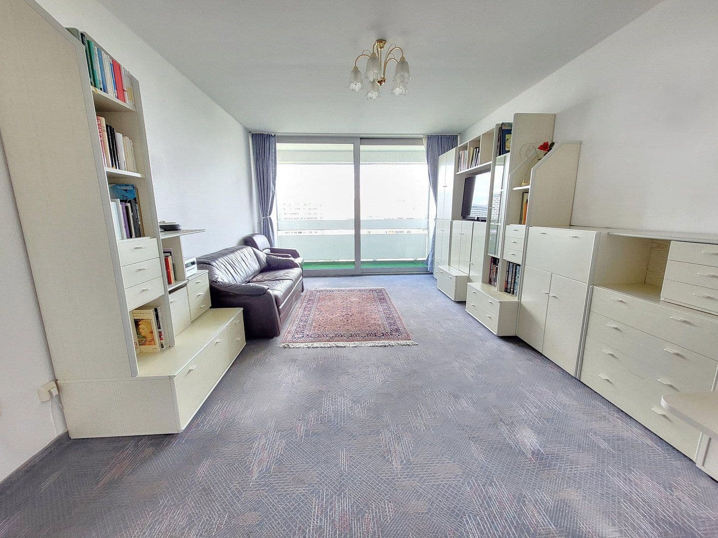 Predaj bytu 3-izbový 81 m², Elektrastr. 15, München, Bavorsko Predaj bytu 3-izbový 81 m², Elektrastr. 15, München, Bavorsko