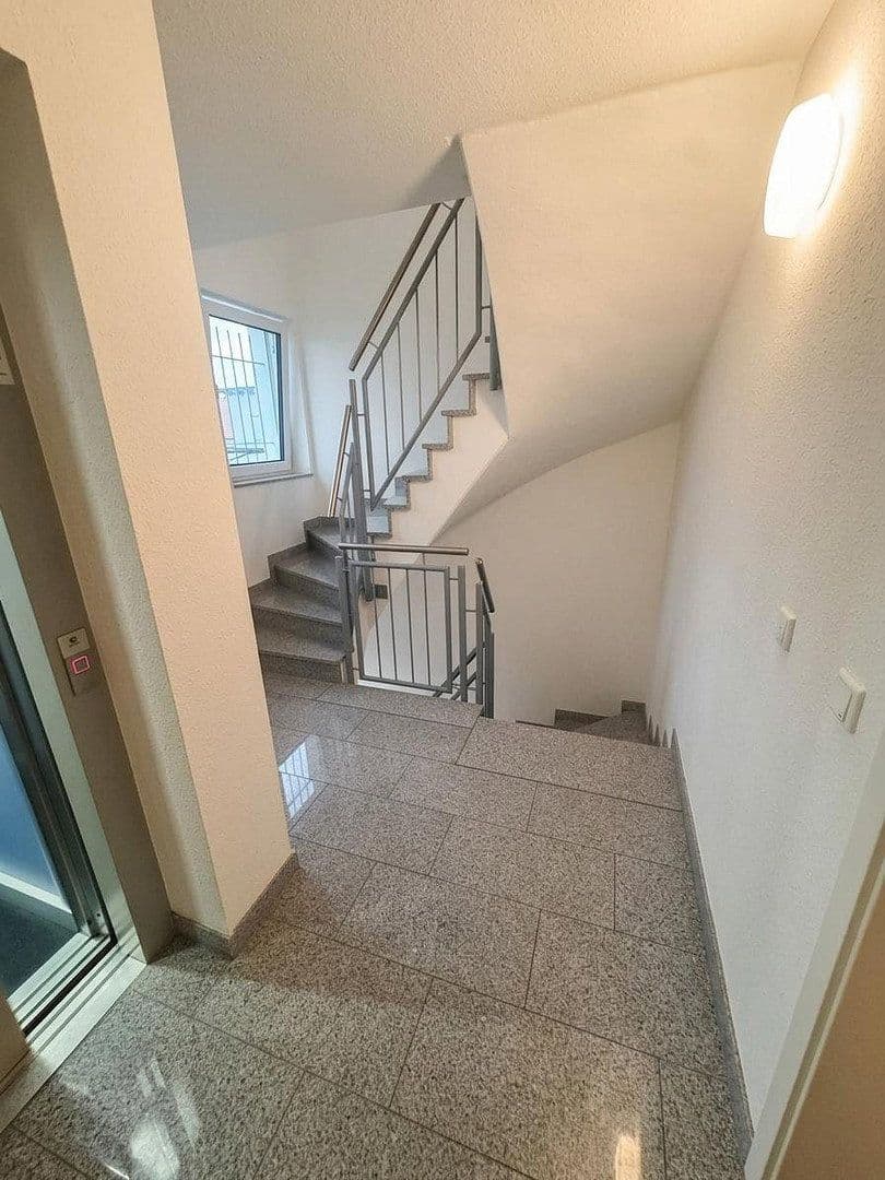 Predaj bytu 4-izbový 108 m², Am Anker 12, Edingen-Neckarhausen, Bádensko-Wurttembersko Predaj bytu 4-izbový 108 m², Am Anker 12, Edingen-Neckarhausen, Bádensko-Wurttembersko