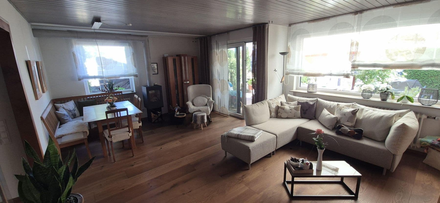 Predaj domu 113 m², pozemok 338 m², Leonberg, Bádensko-Wurttembersko Predaj domu 113 m², pozemok 338 m², Leonberg, Bádensko-Wurttembersko