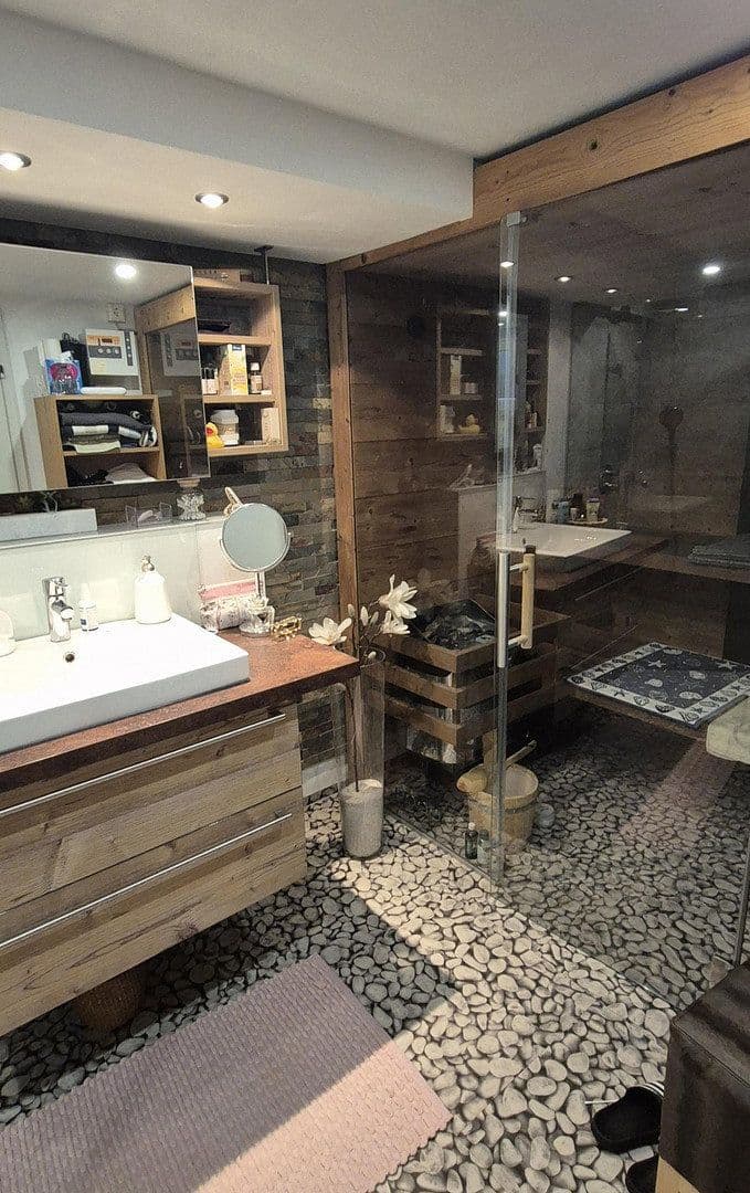 Predaj domu 113 m², pozemok 338 m², Leonberg, Bádensko-Wurttembersko Predaj domu 113 m², pozemok 338 m², Leonberg, Bádensko-Wurttembersko