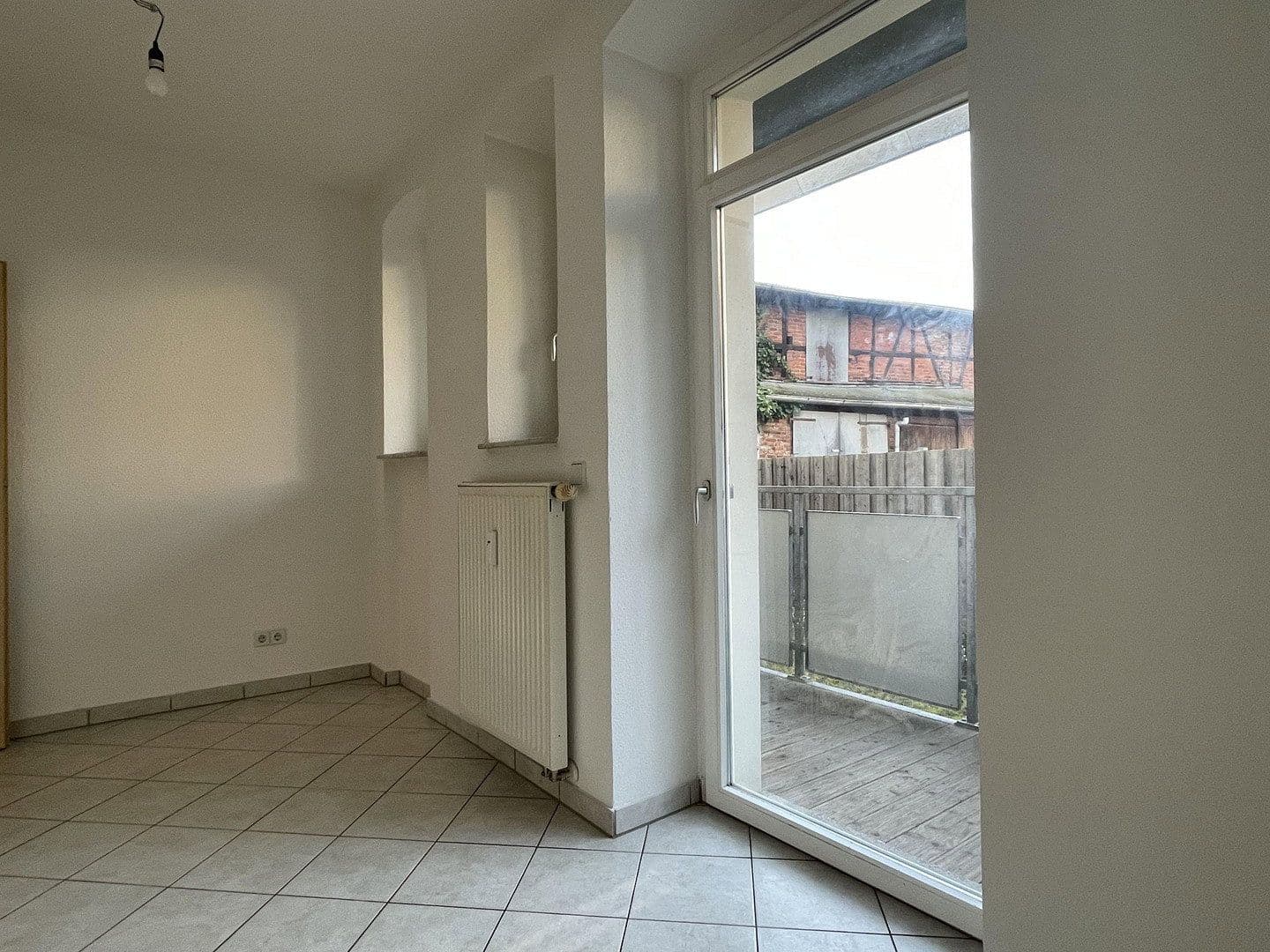 Predaj bytu 3-izbový 76 m², Weimar, Durínsko Predaj bytu 3-izbový 76 m², Weimar, Durínsko