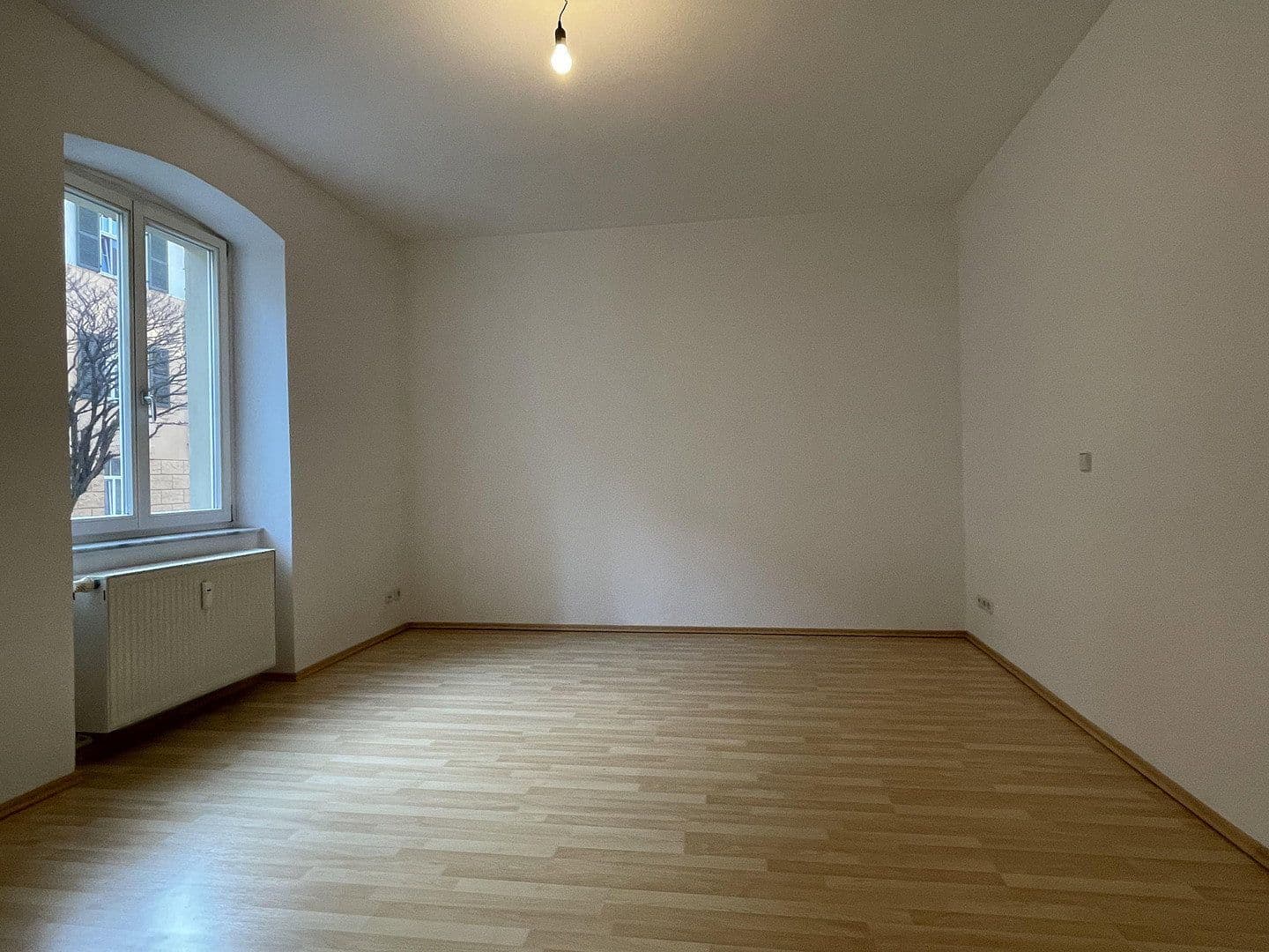 Predaj bytu 3-izbový 76 m², Weimar, Durínsko Predaj bytu 3-izbový 76 m², Weimar, Durínsko