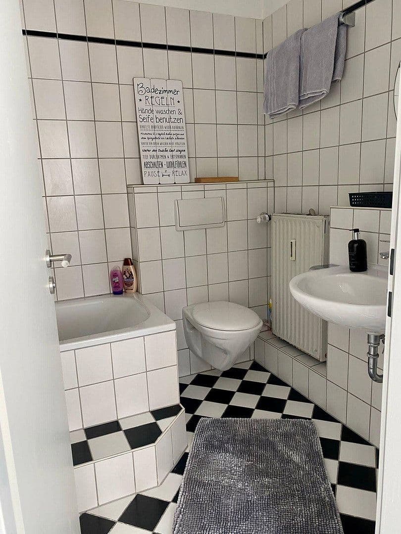 Prenájom bytu 1-izbový 36 m², Köln, Severné Porýnie - Westfálsko Prenájom bytu 1-izbový 36 m², Köln, Severné Porýnie - Westfálsko