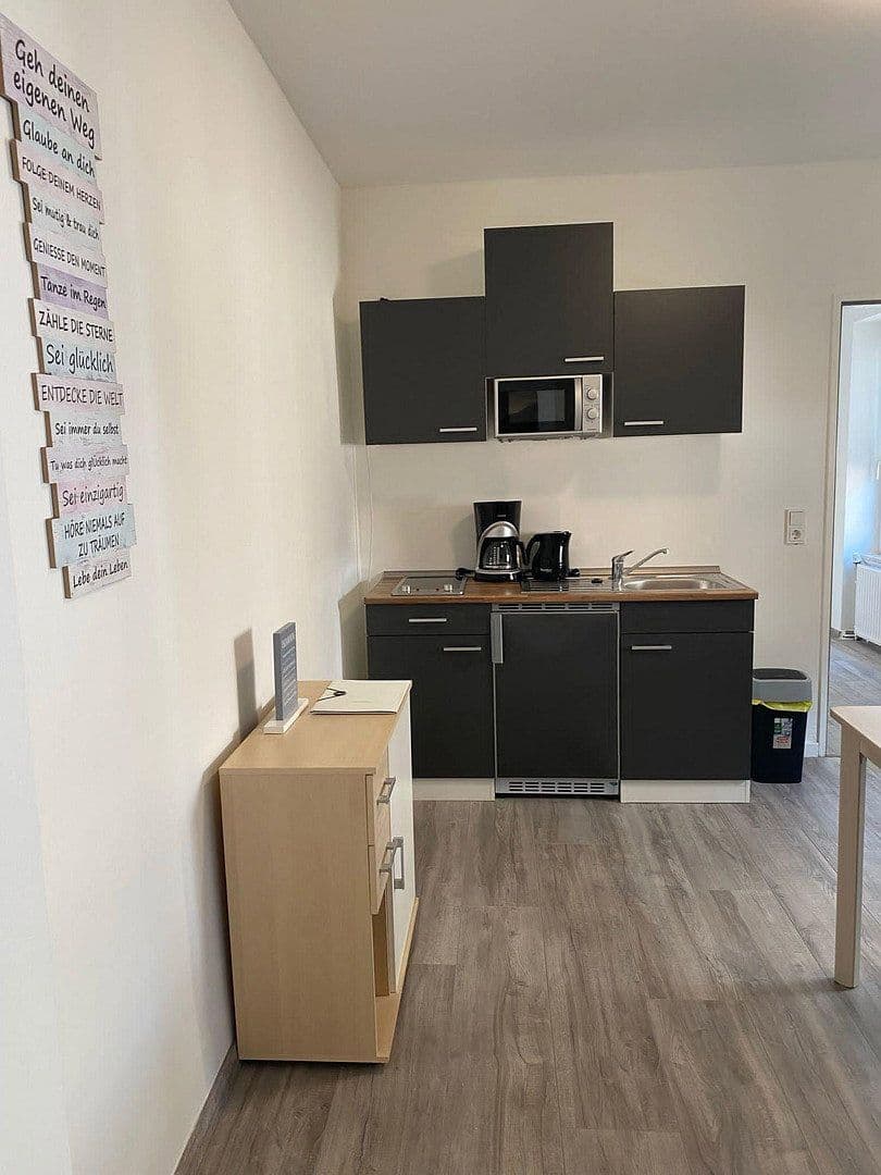 Prenájom bytu 1-izbový 36 m², Köln, Severné Porýnie - Westfálsko Prenájom bytu 1-izbový 36 m², Köln, Severné Porýnie - Westfálsko
