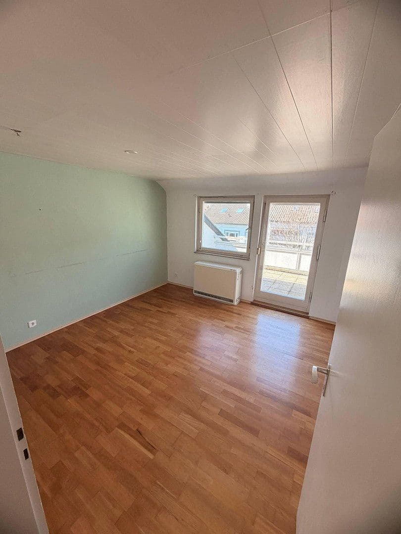 Predaj domu 210 m², pozemok 476 m², Stuttgart, Bádensko-Wurttembersko Predaj domu 210 m², pozemok 476 m², Stuttgart, Bádensko-Wurttembersko
