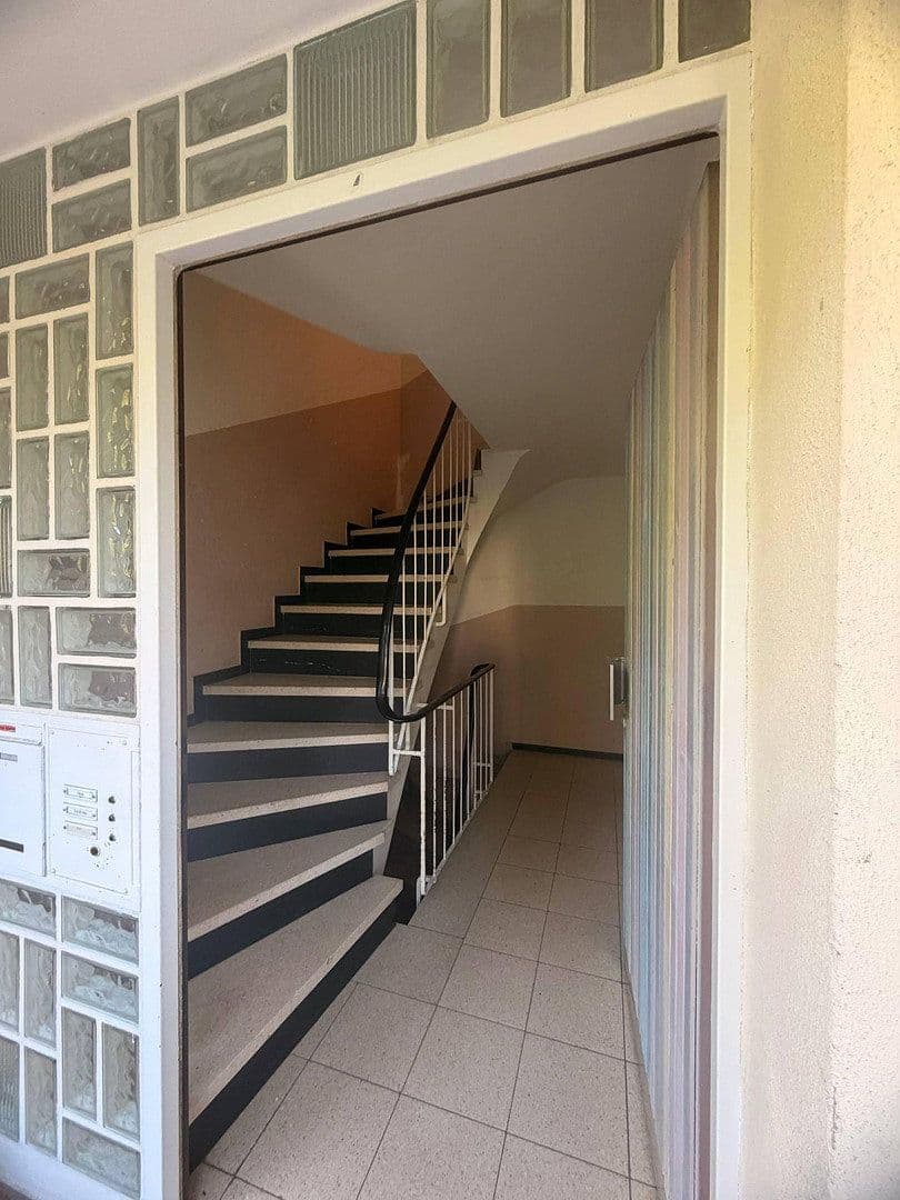 Predaj domu 210 m², pozemok 476 m², Stuttgart, Bádensko-Wurttembersko Predaj domu 210 m², pozemok 476 m², Stuttgart, Bádensko-Wurttembersko