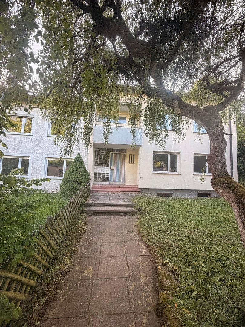 Predaj domu 210 m², pozemok 476 m², Stuttgart, Bádensko-Wurttembersko Predaj domu 210 m², pozemok 476 m², Stuttgart, Bádensko-Wurttembersko