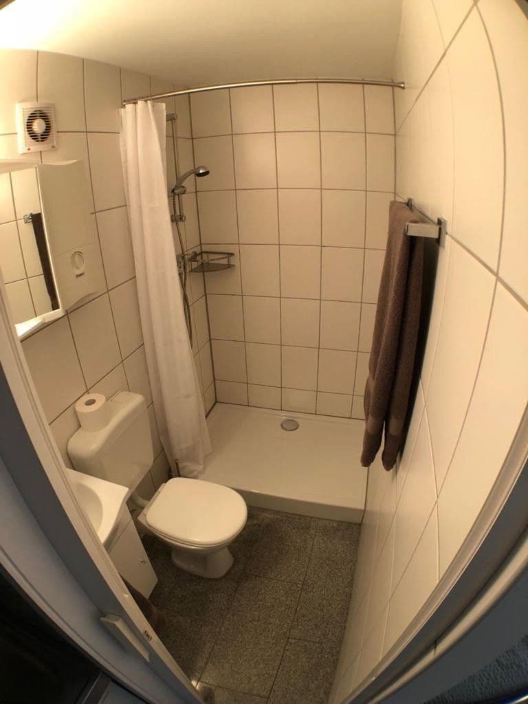 Prenájom bytu 1-izbový 19 m², Hürth, Severné Porýnie - Westfálsko Prenájom bytu 1-izbový 19 m², Hürth, Severné Porýnie - Westfálsko