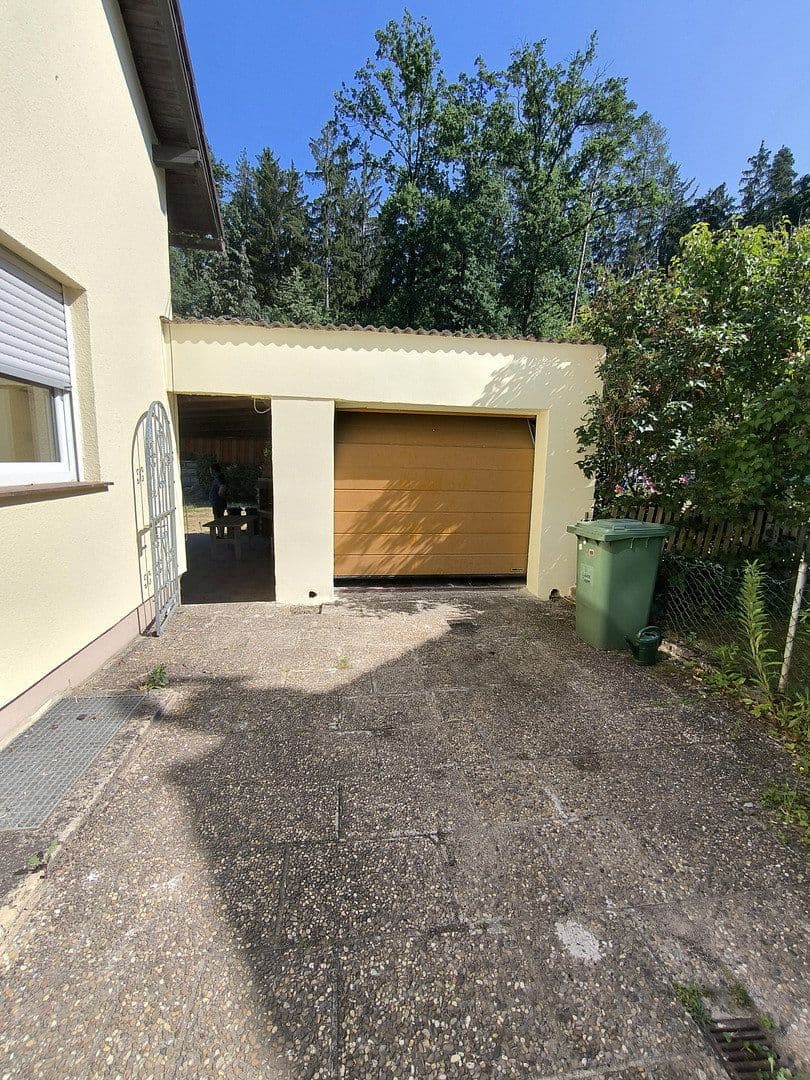 Predaj domu 199 m², pozemok 947 m², Regenstauf, Bavorsko Predaj domu 199 m², pozemok 947 m², Regenstauf, Bavorsko