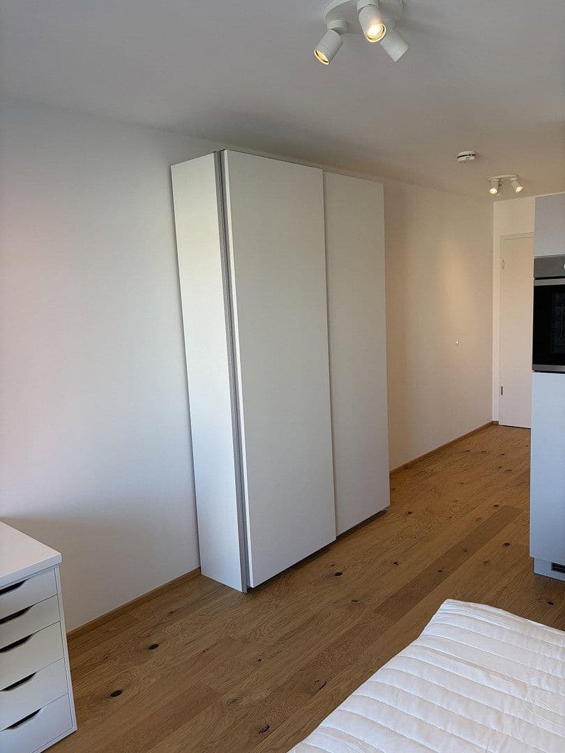 Prenájom bytu 1-izbový 25 m², Otto-Hahn-Straße 40, Regensburg, Bavorsko Prenájom bytu 1-izbový 25 m², Otto-Hahn-Straße 40, Regensburg, Bavorsko