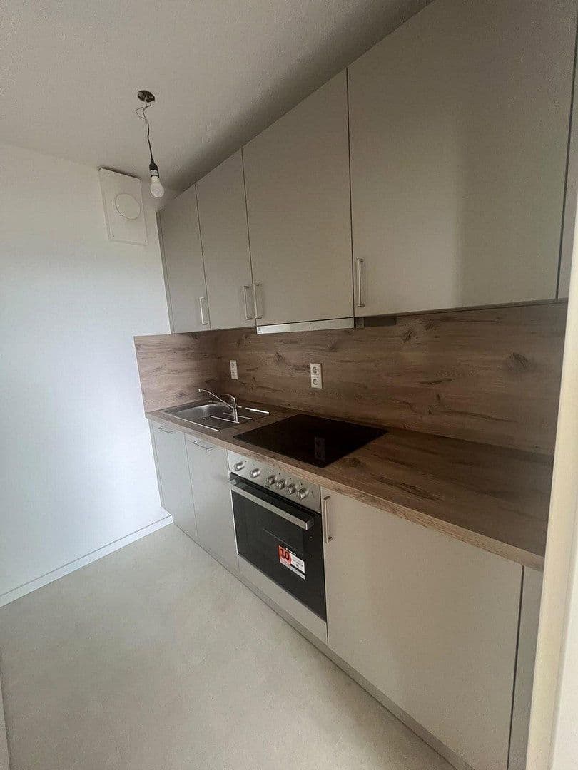 Prenájom bytu 3-izbový 65 m², Julius-Brecht-Straße 3, Frankfurt am Main, Hesensko Prenájom bytu 3-izbový 65 m², Julius-Brecht-Straße 3, Frankfurt am Main, Hesensko