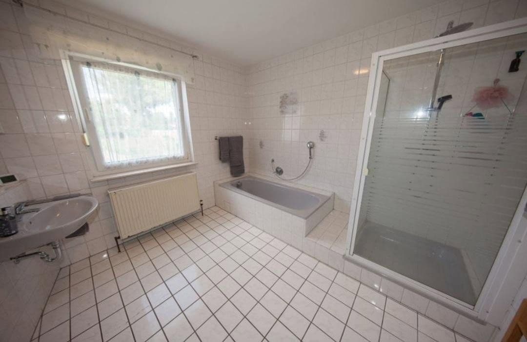 Predaj domu 150 m², pozemok 1.249 m², Heldburg, Durínsko Predaj domu 150 m², pozemok 1.249 m², Heldburg, Durínsko