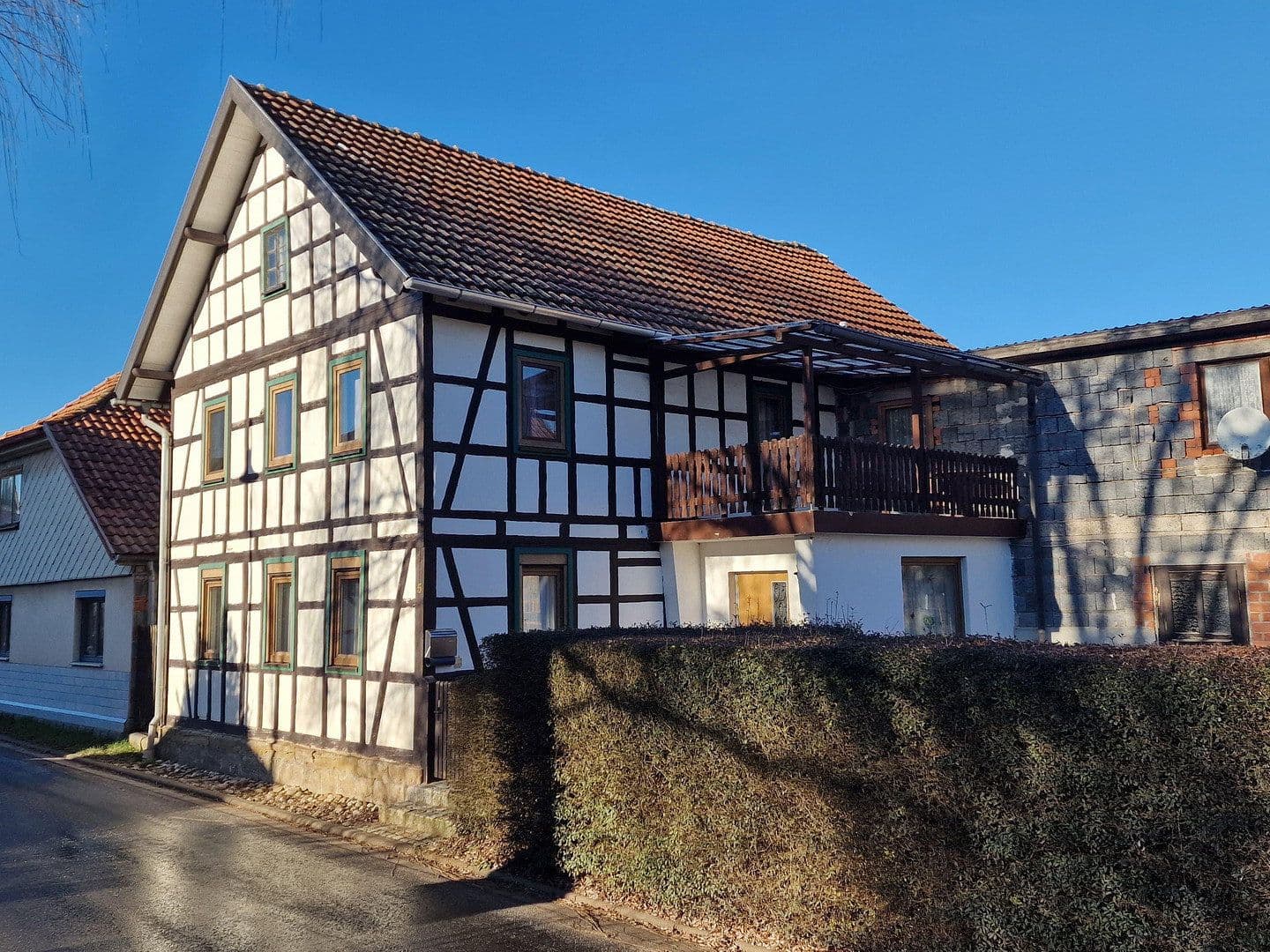 Predaj domu 150 m², pozemok 1.249 m², Heldburg, Durínsko Predaj domu 150 m², pozemok 1.249 m², Heldburg, Durínsko