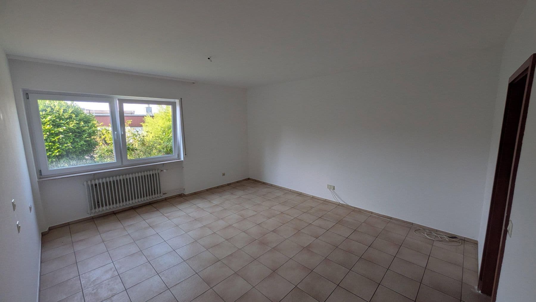 Predaj domu 152 m², pozemok 443 m², Einsteinstraße 78, Leonberg, Bádensko-Wurttembersko Predaj domu 152 m², pozemok 443 m², Einsteinstraße 78, Leonberg, Bádensko-Wurttembersko