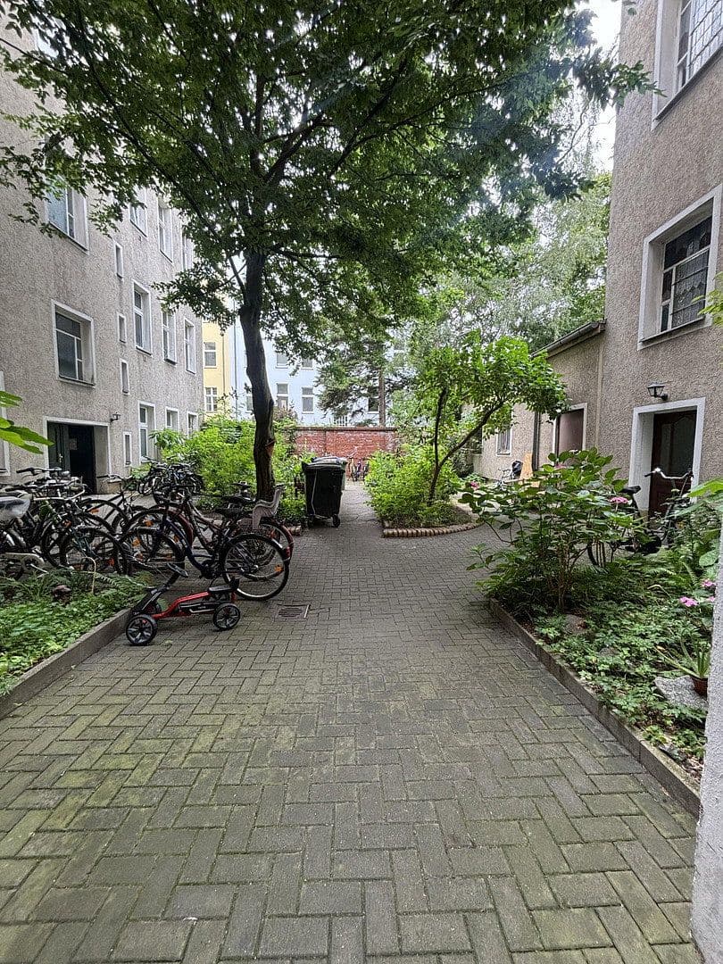 Predaj nebytového priestoru 111 m², Berlin, Berlín Predaj nebytového priestoru 111 m², Berlin, Berlín