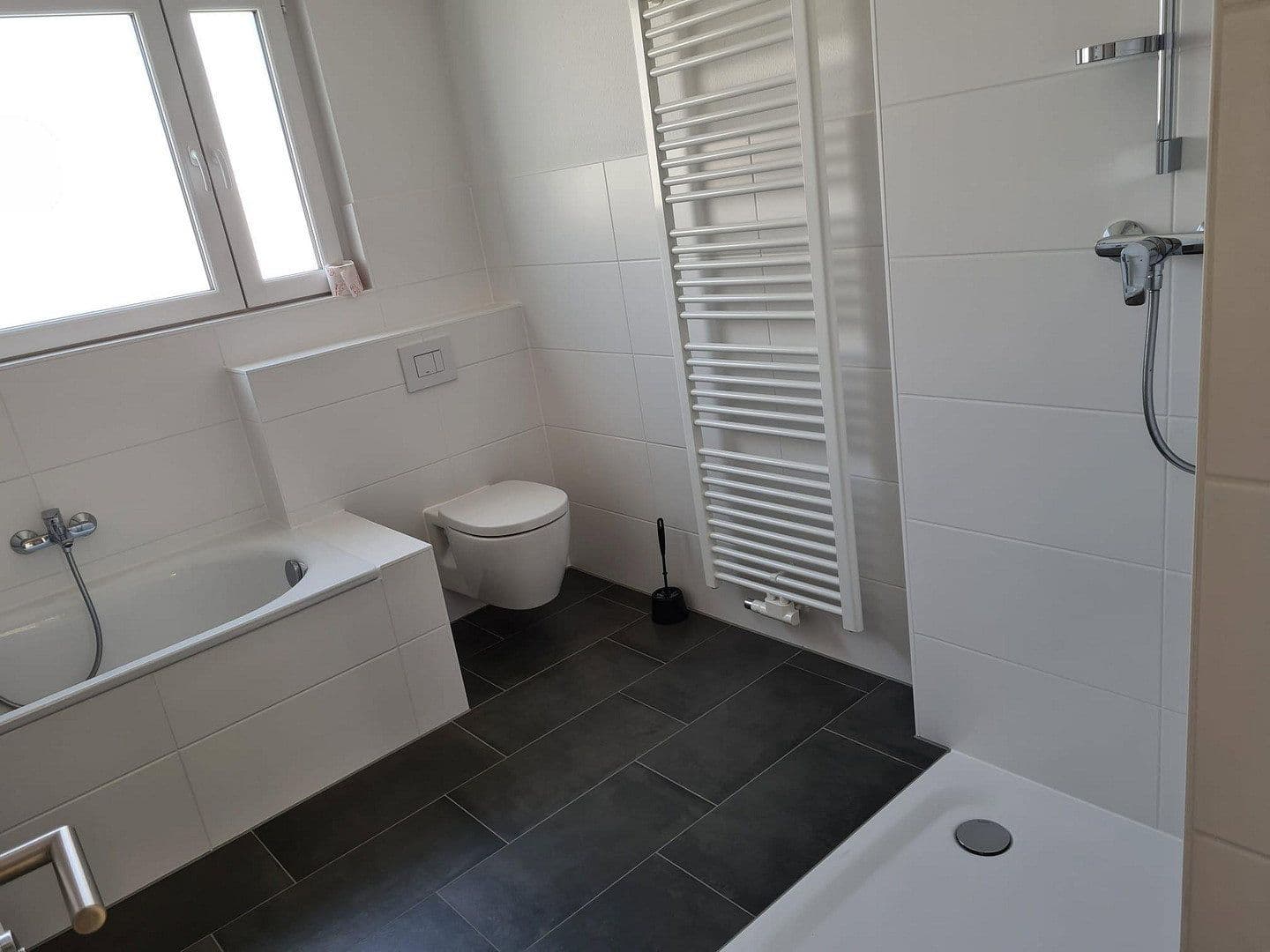 Predaj domu 163 m², pozemok 197 m², Mainz, Porýnie-Falcko Predaj domu 163 m², pozemok 197 m², Mainz, Porýnie-Falcko