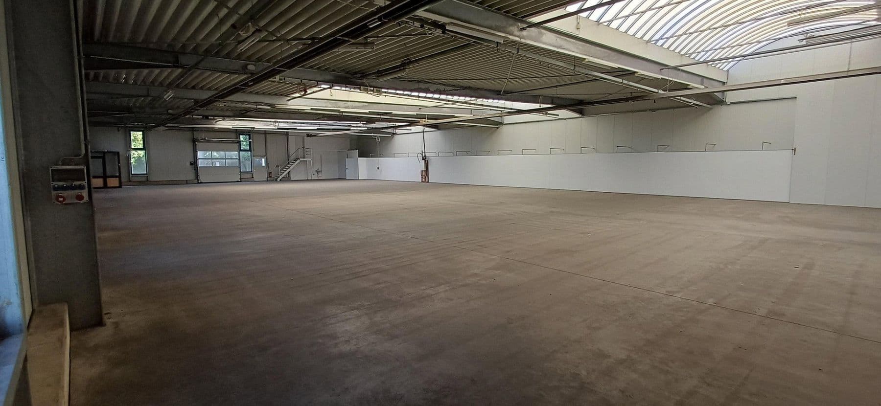 Prenájom nebytového priestoru 13.000 m², Kugelbreite 30, Salzkotten, Severné Porýnie - Westfálsko Prenájom nebytového priestoru 13.000 m², Kugelbreite 30, Salzkotten, Severné Porýnie - Westfálsko