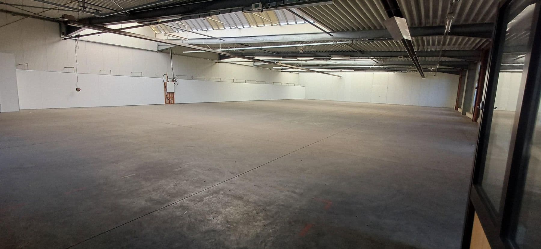 Prenájom nebytového priestoru 13.000 m², Kugelbreite 30, Salzkotten, Severné Porýnie - Westfálsko Prenájom nebytového priestoru 13.000 m², Kugelbreite 30, Salzkotten, Severné Porýnie - Westfálsko