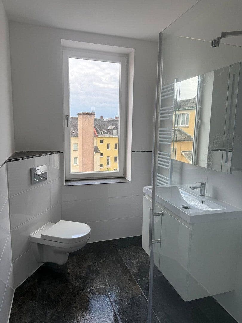 Prenájom bytu 4-izbový 94 m², Hof, Bavorsko Prenájom bytu 4-izbový 94 m², Hof, Bavorsko