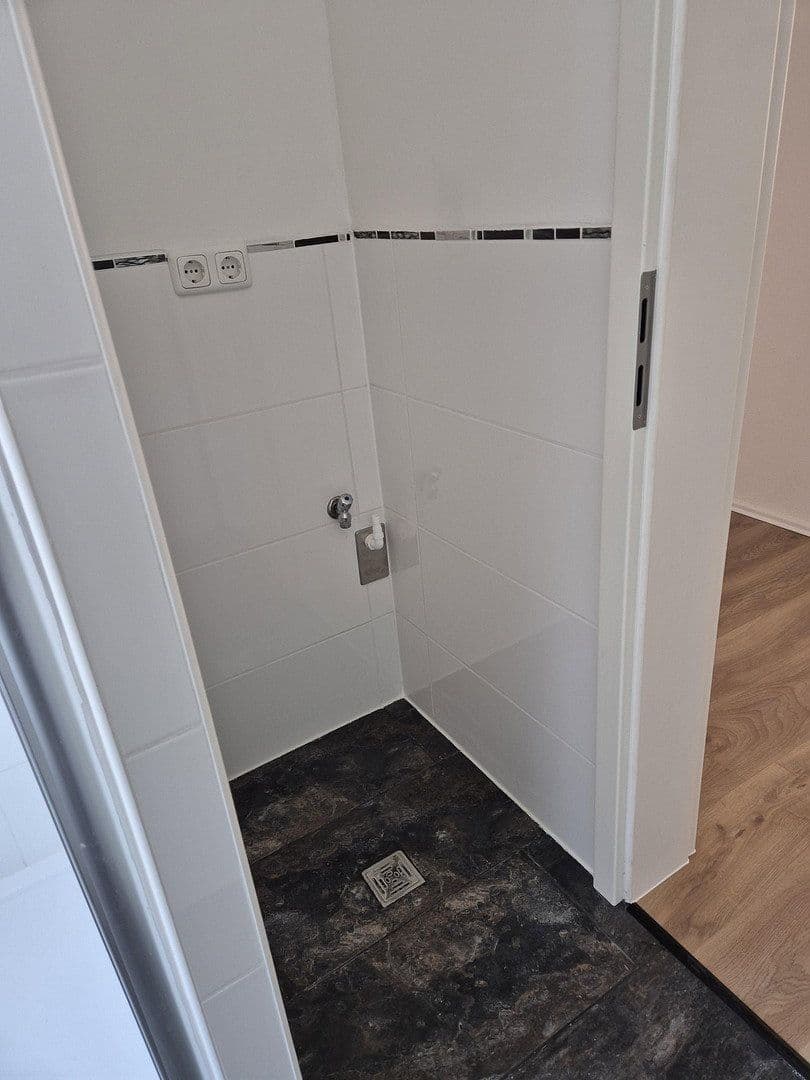 Prenájom bytu 4-izbový 94 m², Hof, Bavorsko Prenájom bytu 4-izbový 94 m², Hof, Bavorsko