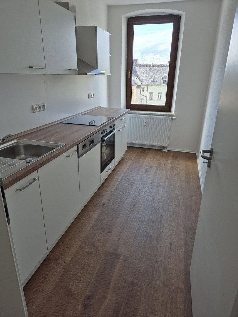 Prenájom bytu 4-izbový 94 m², Hof, Bavorsko Prenájom bytu 4-izbový 94 m², Hof, Bavorsko