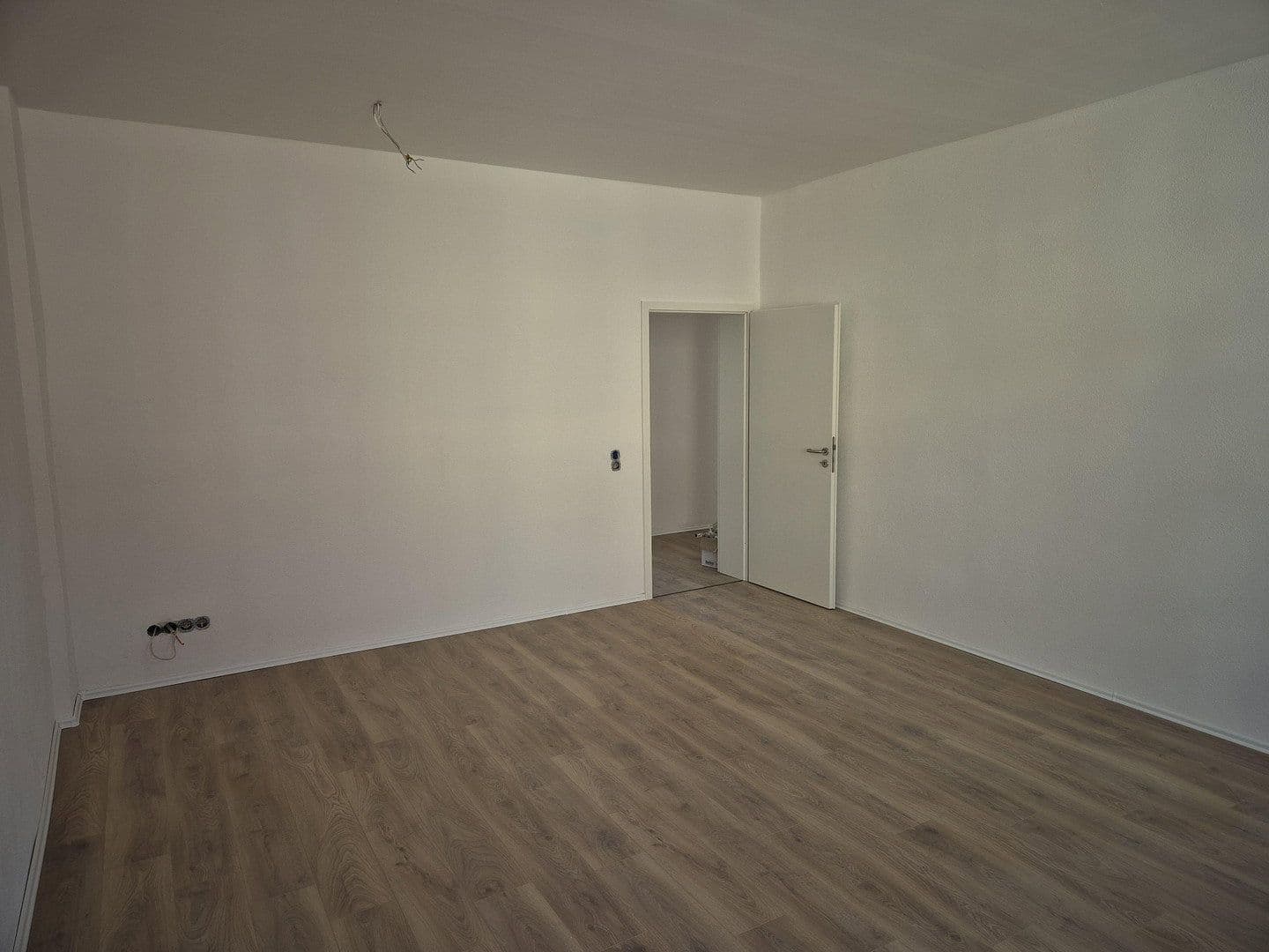 Prenájom bytu 4-izbový 94 m², Hof, Bavorsko Prenájom bytu 4-izbový 94 m², Hof, Bavorsko