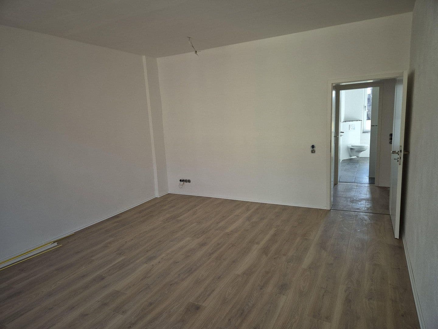 Prenájom bytu 4-izbový 94 m², Hof, Bavorsko Prenájom bytu 4-izbový 94 m², Hof, Bavorsko