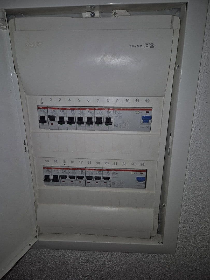 Prenájom bytu 4-izbový 94 m², Hof, Bavorsko Prenájom bytu 4-izbový 94 m², Hof, Bavorsko
