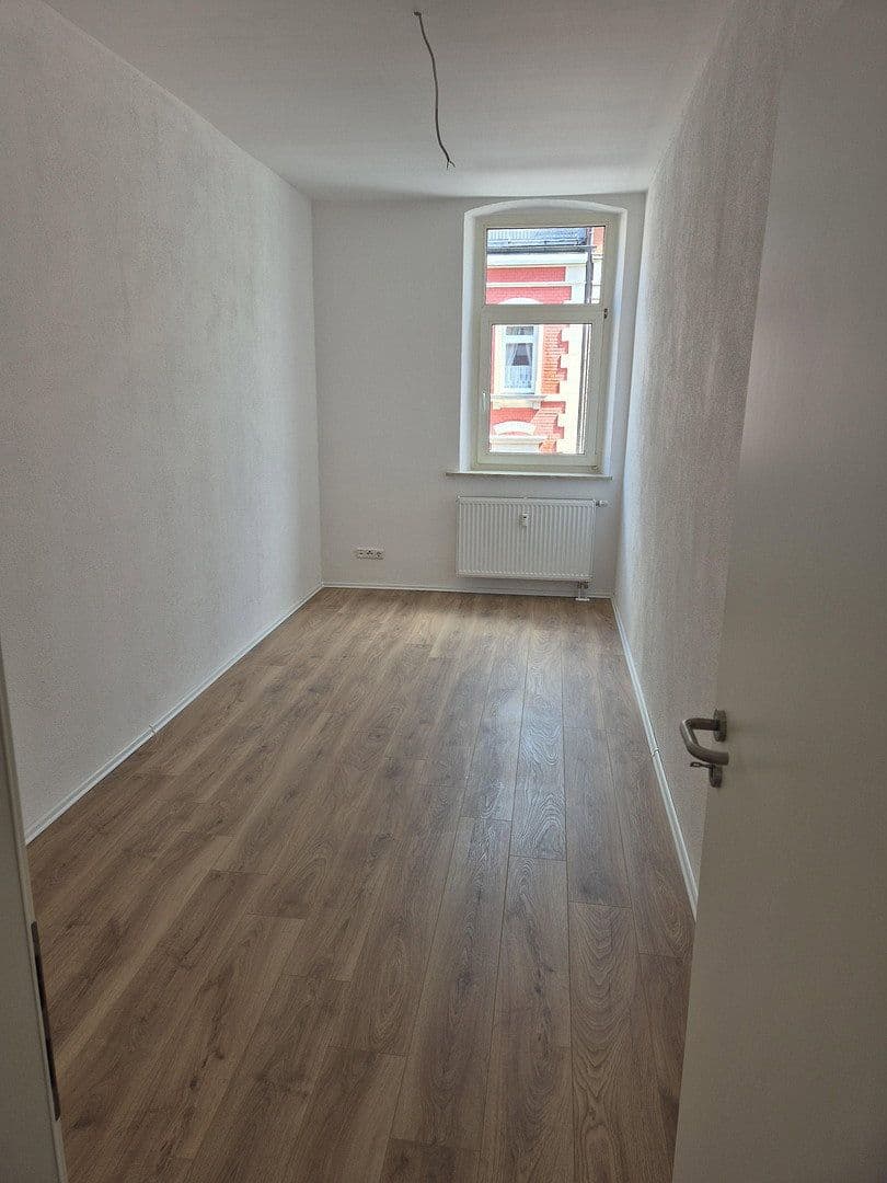 Prenájom bytu 4-izbový 94 m², Hof, Bavorsko Prenájom bytu 4-izbový 94 m², Hof, Bavorsko
