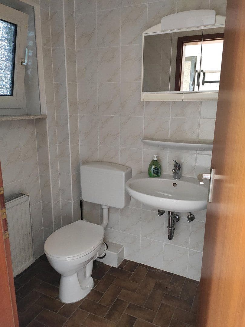 Prenájom domu 250 m², pozemok 300 m², Offenbach-Rumpenheim, Hesensko Prenájom domu 250 m², pozemok 300 m², Offenbach-Rumpenheim, Hesensko