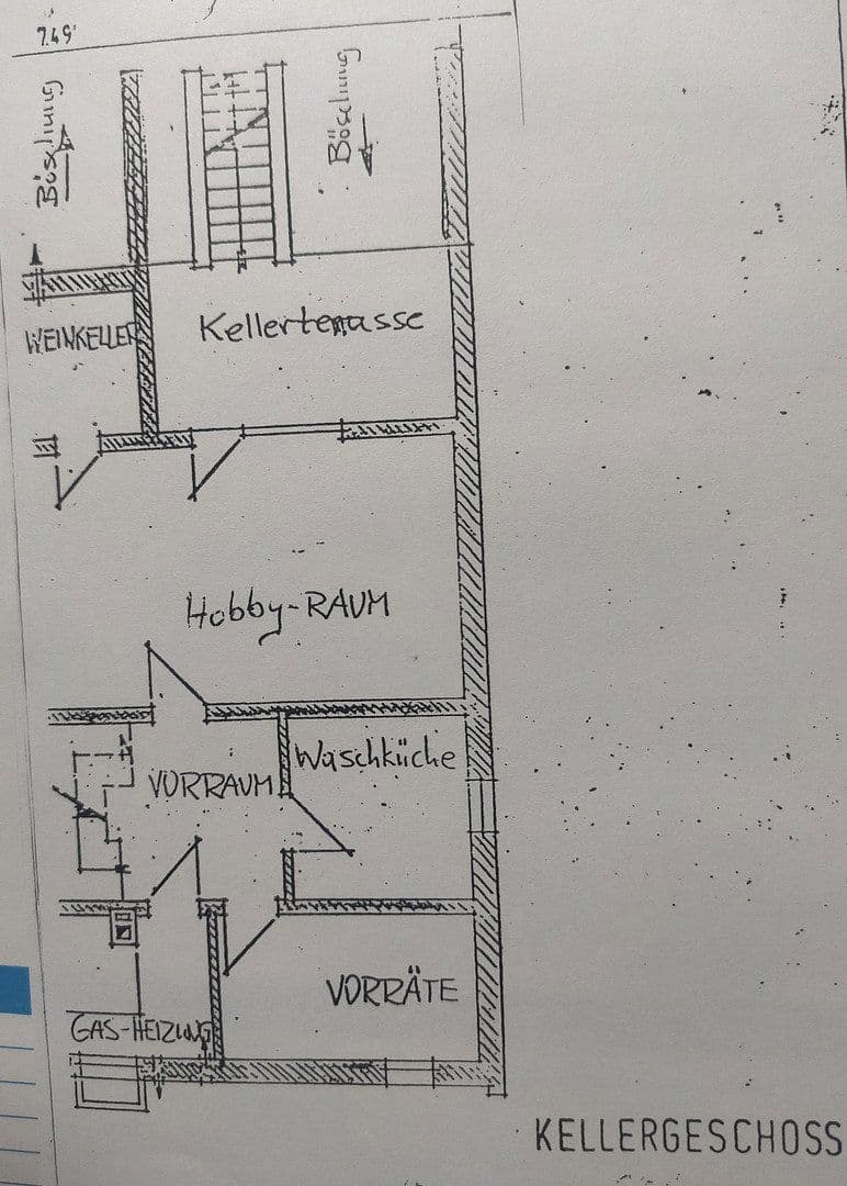 Prenájom domu 250 m², pozemok 300 m², Offenbach-Rumpenheim, Hesensko Prenájom domu 250 m², pozemok 300 m², Offenbach-Rumpenheim, Hesensko