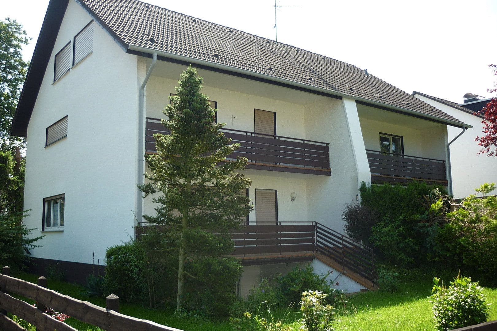 Prenájom domu 250 m², pozemok 300 m², Offenbach-Rumpenheim, Hesensko Prenájom domu 250 m², pozemok 300 m², Offenbach-Rumpenheim, Hesensko