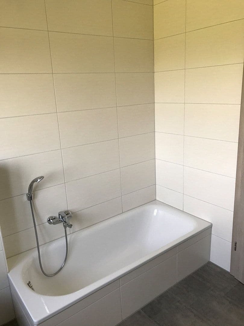 Prenájom bytu 3-izbový 82 m², Südbrookmerland, Dolné Sasko Prenájom bytu 3-izbový 82 m², Südbrookmerland, Dolné Sasko