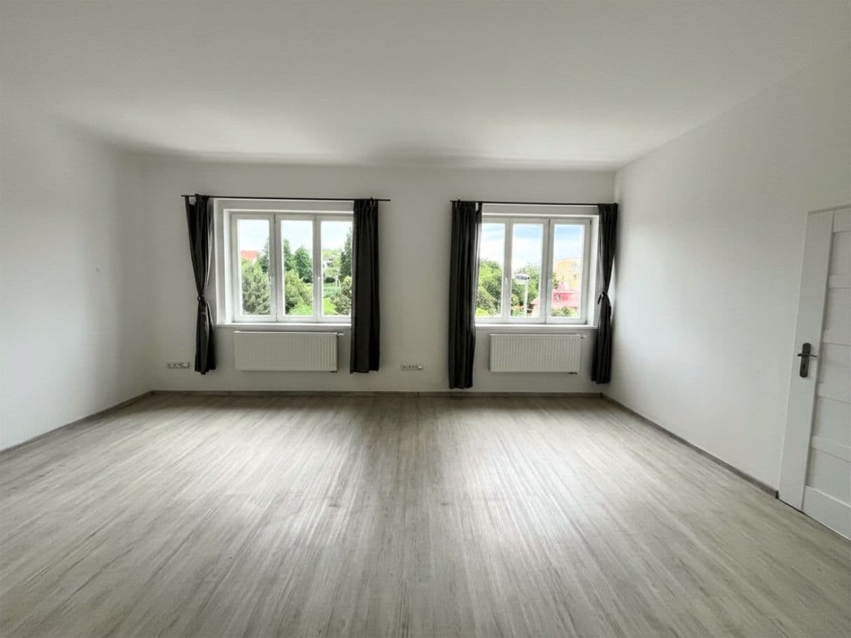Prenájom bytu 2-izbový 53 m², Černokostelecká, Praha, Praha Prenájom bytu 2-izbový 53 m², Černokostelecká, Praha, Praha