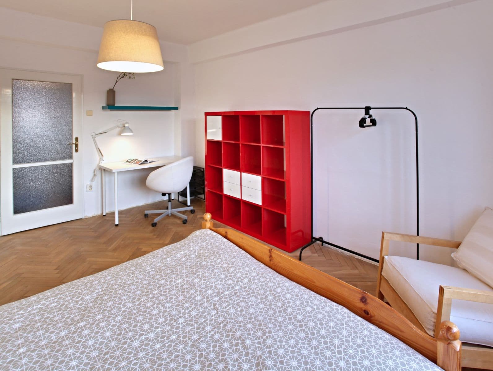 Prenájom bytu 2-izbový 70 m², Amurská, Praha, Praha Prenájom bytu 2-izbový 70 m², Amurská, Praha, Praha