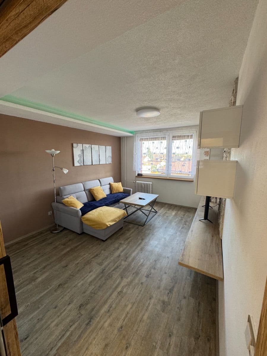 Prenájom bytu 2-izbový 55 m², Břevnická, Chotěboř, Kraj Vysočina Prenájom bytu 2-izbový 55 m², Břevnická, Chotěboř, Kraj Vysočina