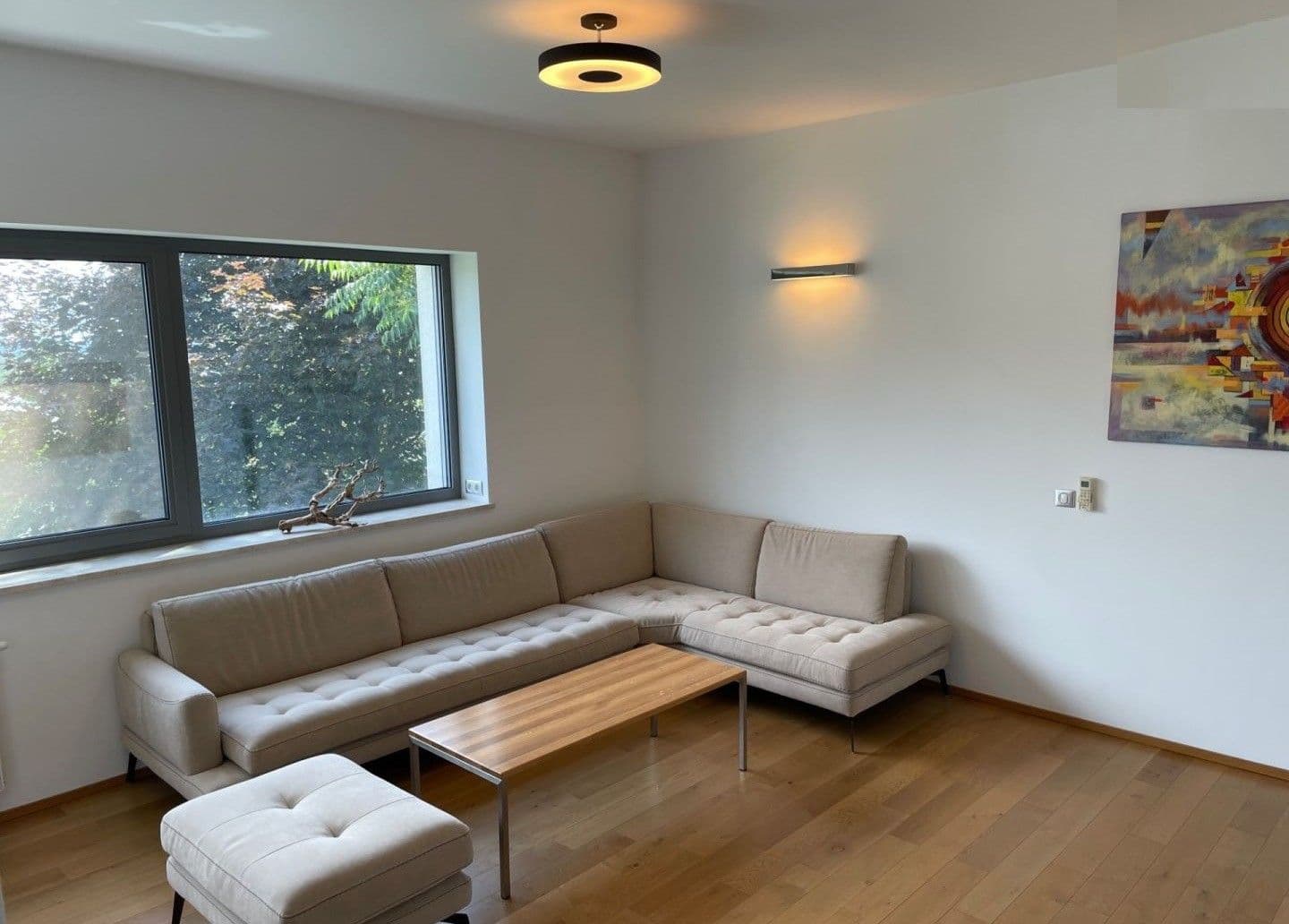 Prenájom bytu 5-izbový 170 m², Kráľovské údolie, Bratislava - mestská časť Staré Mesto, Bratislavský kraj Prenájom bytu 5-izbový 170 m², Kráľovské údolie, Bratislava - mestská časť Staré Mesto, Bratislavský kraj