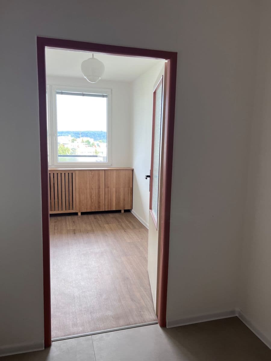 Prenájom bytu 2-izbový 41 m², Strašnická, Praha, Praha Prenájom bytu 2-izbový 41 m², Strašnická, Praha, Praha
