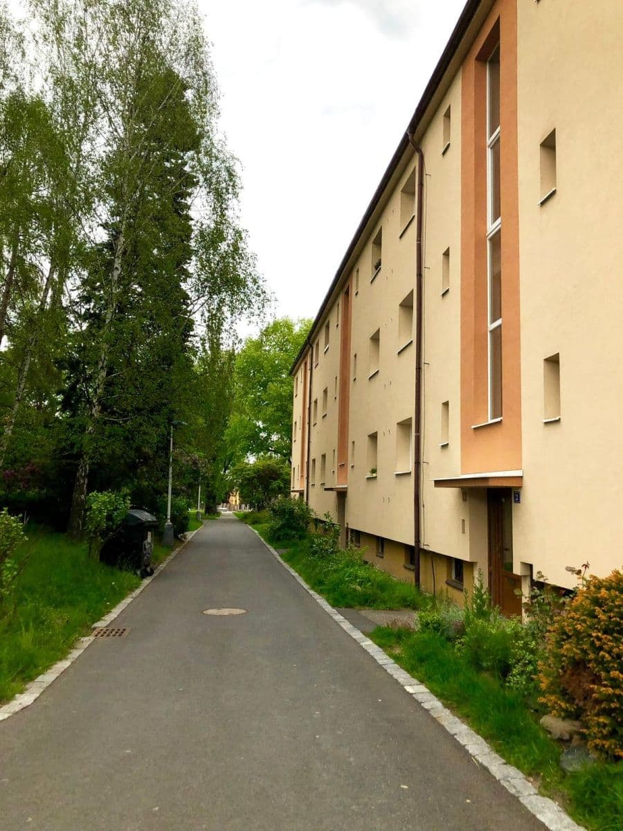 Predaj bytu 2-izbový 58 m², Dr. Foustky, Kladno, Středočeský kraj Predaj bytu 2-izbový 58 m², Dr. Foustky, Kladno, Středočeský kraj