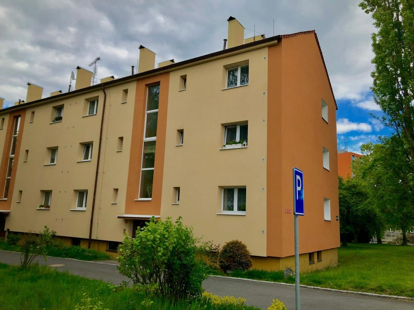 Predaj bytu 2-izbový 58 m², Dr. Foustky, Kladno, Středočeský kraj Predaj bytu 2-izbový 58 m², Dr. Foustky, Kladno, Středočeský kraj