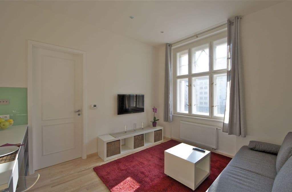 Prenájom bytu 2-izbový 50 m², Kafkova, Praha, Praha Prenájom bytu 2-izbový 50 m², Kafkova, Praha, Praha