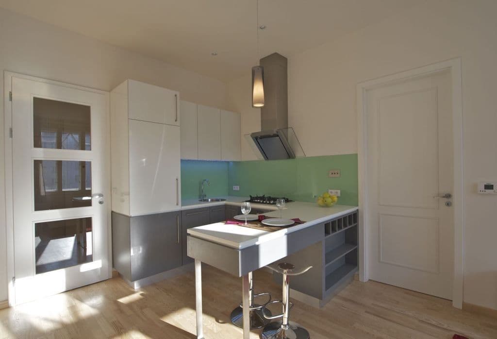 Prenájom bytu 2-izbový 50 m², Kafkova, Praha, Praha Prenájom bytu 2-izbový 50 m², Kafkova, Praha, Praha