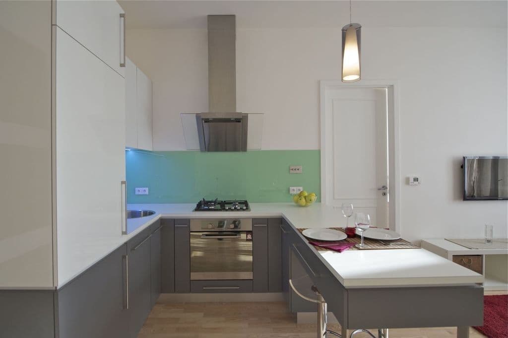Prenájom bytu 2-izbový 50 m², Kafkova, Praha, Praha Prenájom bytu 2-izbový 50 m², Kafkova, Praha, Praha