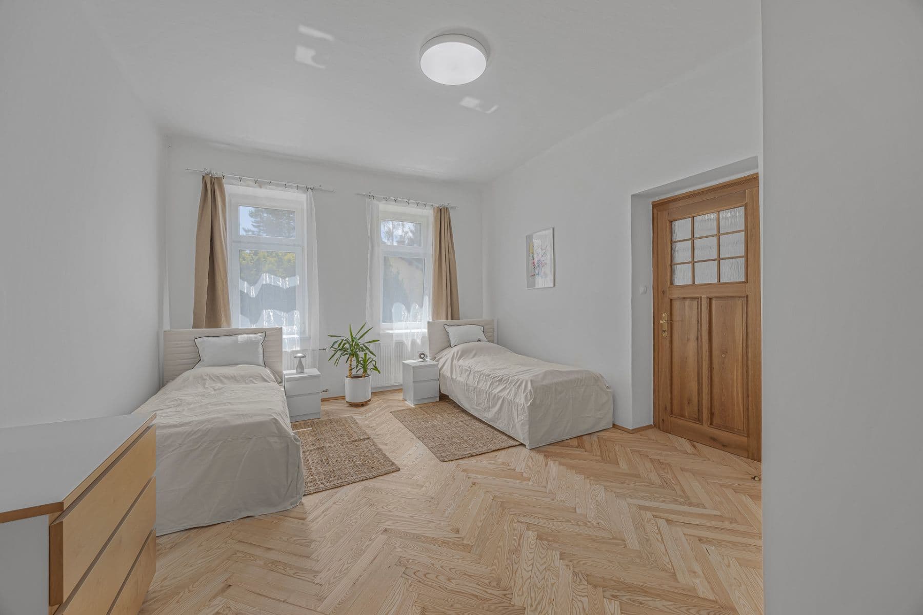 Prenájom bytu 3-izbový 116 m², Slavětínská, Praha, Praha Prenájom bytu 3-izbový 116 m², Slavětínská, Praha, Praha