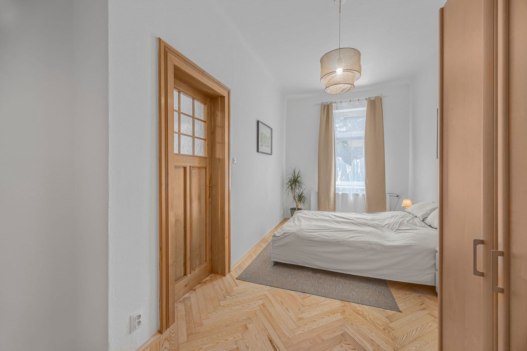 Prenájom bytu 3-izbový 116 m², Slavětínská, Praha, Praha Prenájom bytu 3-izbový 116 m², Slavětínská, Praha, Praha