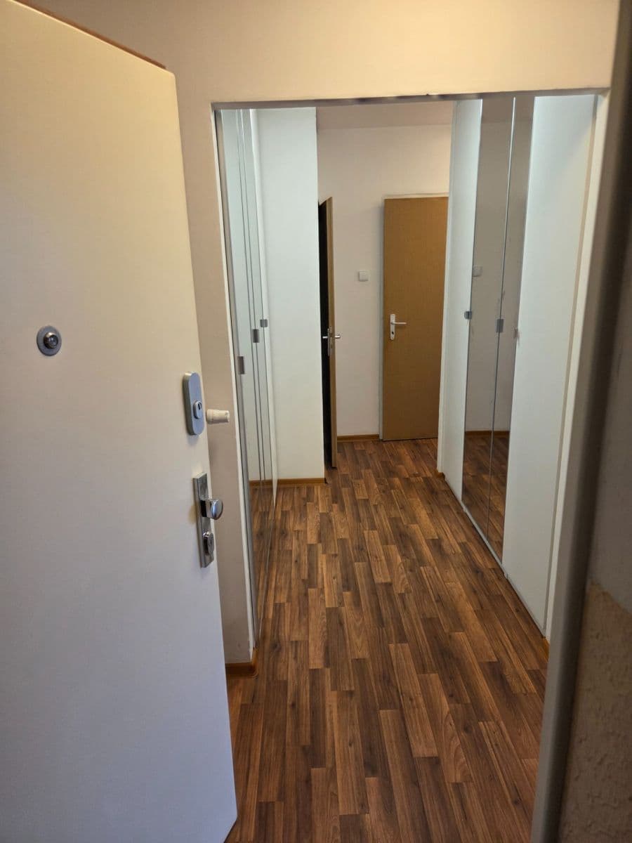 Prenájom bytu 2-izbový 55 m², Klíčanská, Praha, Praha Prenájom bytu 2-izbový 55 m², Klíčanská, Praha, Praha